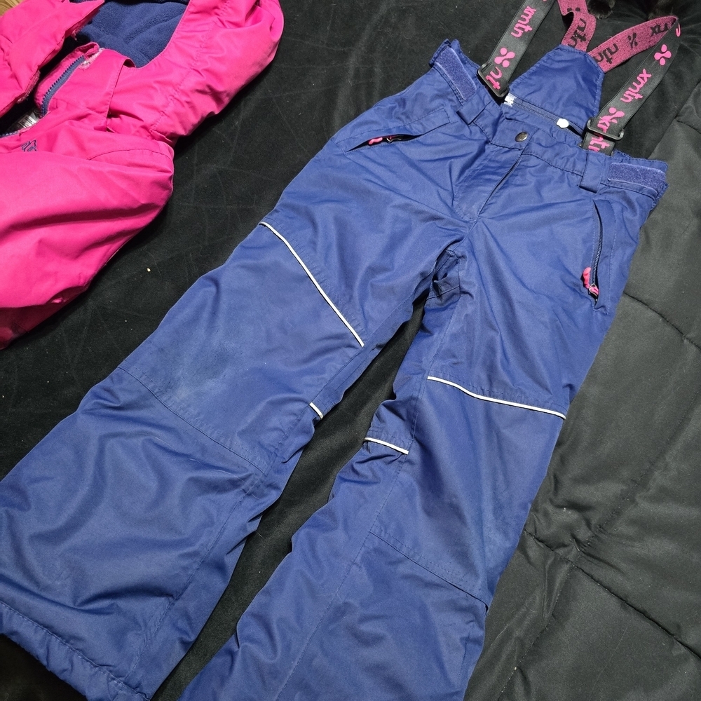 XMTN Girls Pink Snowsuit - 7 - Picture 5 of 5